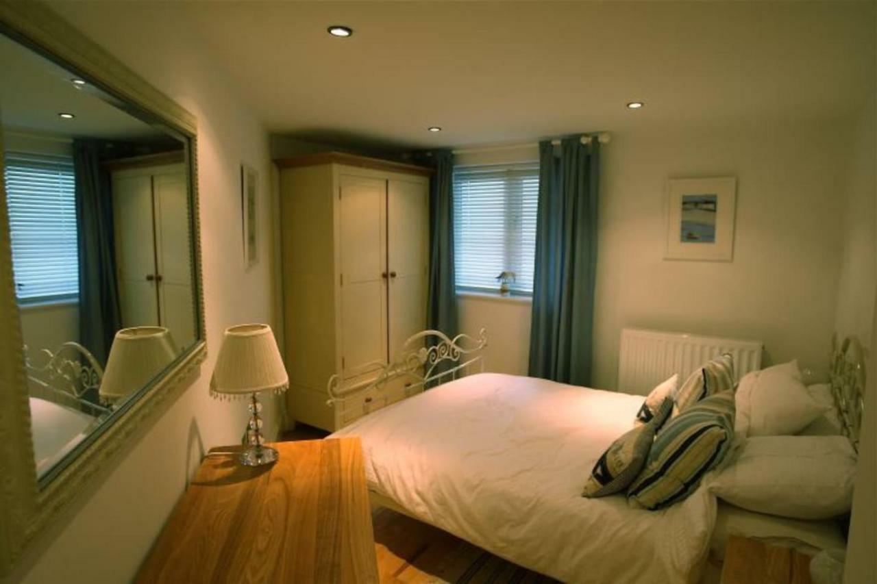 루 Polmear Harbour View With Terrace 아파트 외부 사진